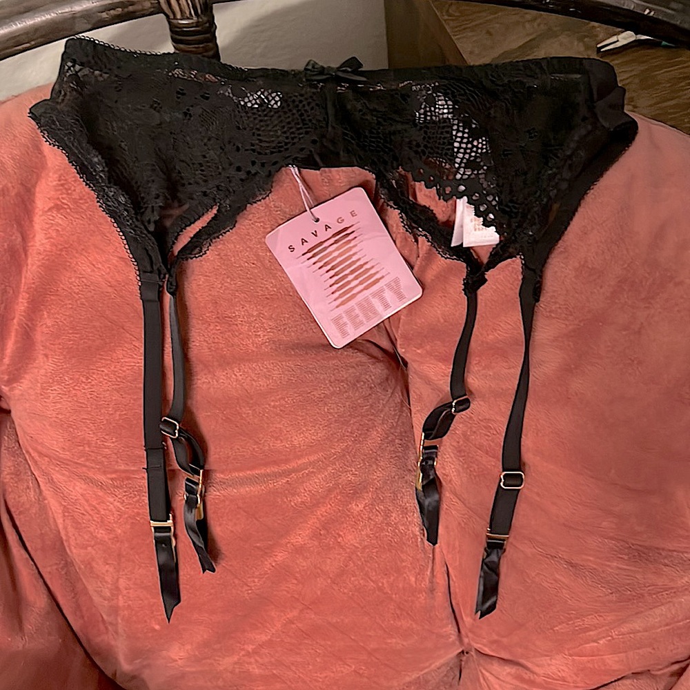 Savage X Fenty Black Lace Garter